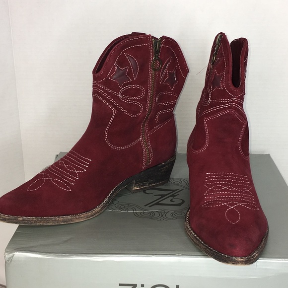 ZiGi NY Suede Boots - Picture 3 of 6